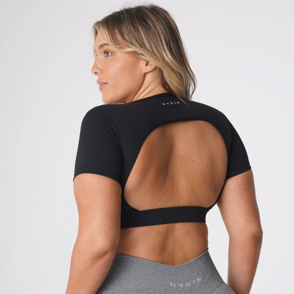 NVGTN cropped athletic top. Size small.